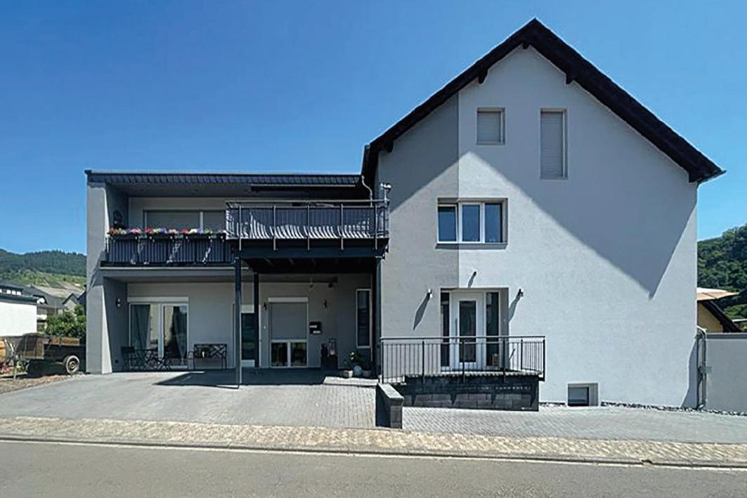 Goerg Ferienwohnungen Kröv Esterno foto